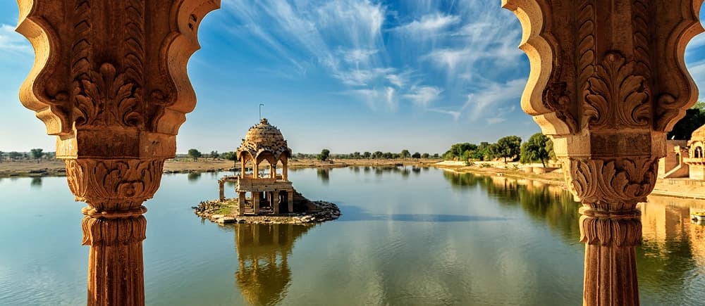 Taj Mahal and a Taste of Rajasthan