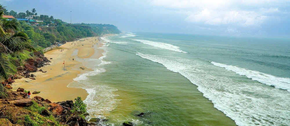 Luxury Tour Packages-Beaches & Temples Southindia