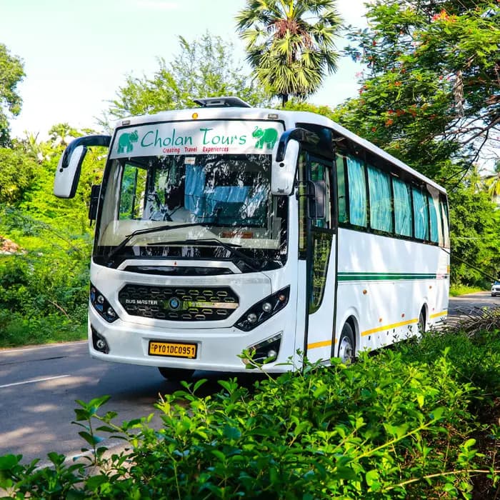 Mini Coach 22 Seater