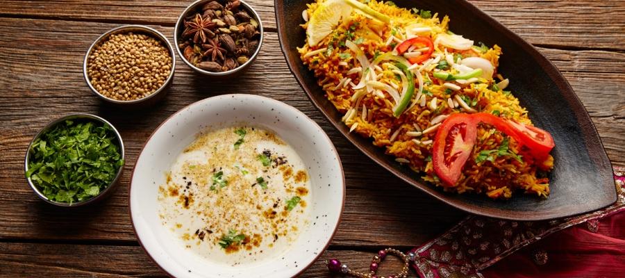 10 Delicious Indian Dishes for the True Foodie | The Food Tour of India | Indian Panorama