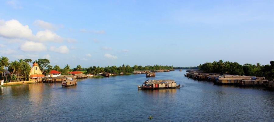 Alleppey: My first backwater experience in a houseboat | Indian Panorama