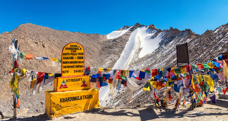 Khardung-la Pass in Ladakh